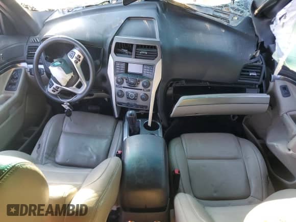 2013 Ford Explorer z VIN 1FM5K7B83DGA97019, wystawiony jako Copart lot #85167935 z przebiegiem Nie podano mil oraz Szkoda całkowita • Salvage title. Historia ofert i sprzedaży dostępna na DreamBid. Obrazek 8.
