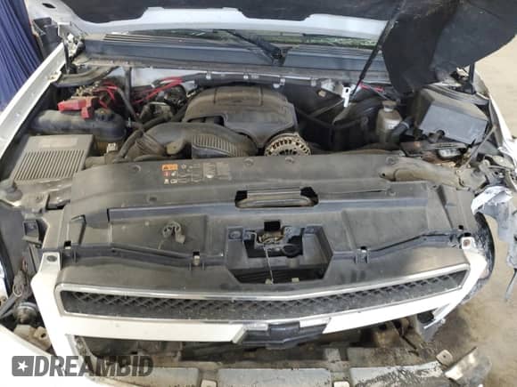 2011 Chevrolet Tahoe Commercial z VIN 1GNLC2E02BR326722, wystawiony jako Copart lot #54741835 z przebiegiem 259 010 mil mil oraz Szkoda całkowita • Salvage title. Historia ofert i sprzedaży dostępna na DreamBid. Obrazek 12.