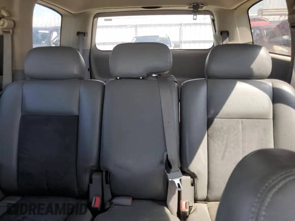 2008 Dodge Durango Limited with VIN 1D8HB58N48F155445, listed as a Copart auction lot 51224365 with 129,164 mi miles and Salvage title. Bid and sale history available at DreamBid. Image 10.