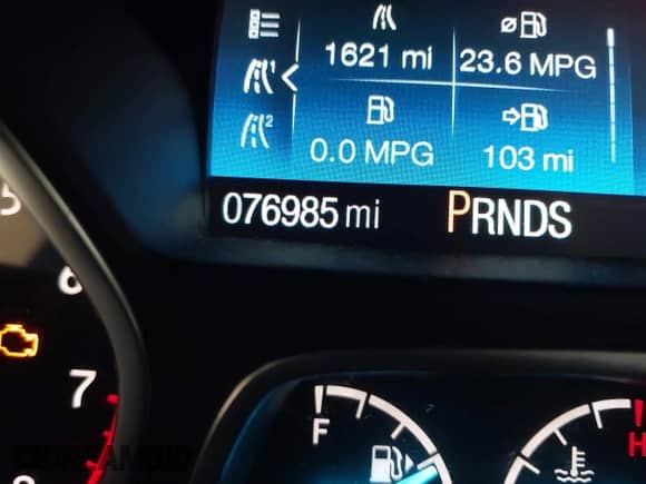 2018 Ford Escape SE with VIN 1FMCU9GD8JUB66187, listed as a IAAI auction lot 43298016 with 76,985 mi miles and . Bid and sale history available at DreamBid. Image 15.