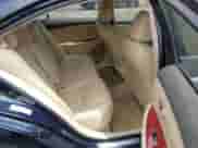 2007 Lexus ES 330 z VIN JTHBJ46G572099297, wystawiony jako IAAI lot #42129615 z przebiegiem 339 690 mil mil oraz . Historia ofert i sprzedaży dostępna na DreamBid. Obrazek 8.