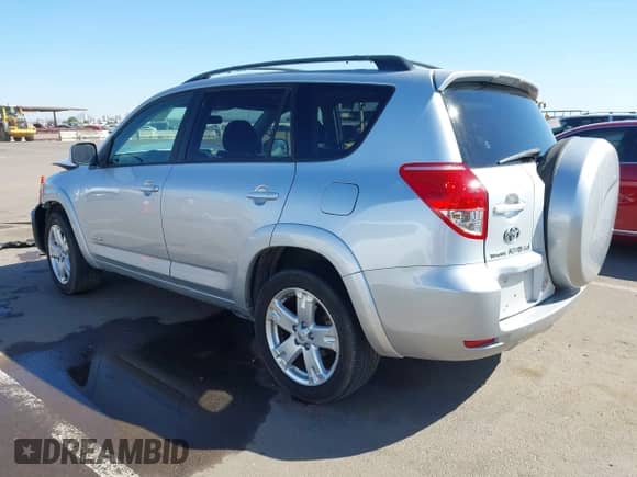 2006 Toyota RAV4 Sport with VIN JTMZD32V465002237, listed as a IAAI auction lot 43339661 with Not provided miles and . Bid and sale history available at DreamBid. Image 3.
