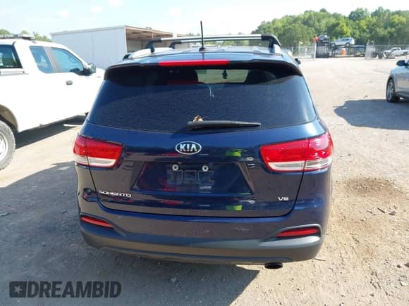 2018 Kia Sorento LX with VIN 5XYPGDA56JG391176, listed as a IAAI auction lot 42834841 with 87,493 mi miles and . Bid and sale history available at DreamBid. Image 16.