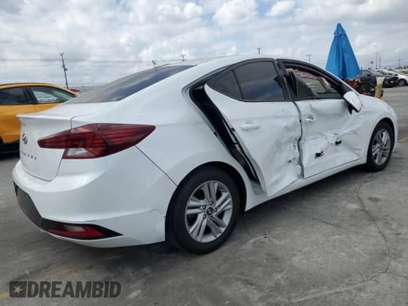2020 Hyundai Elantra SEL z VIN 5NPD84LF5LH628015, wystawiony jako Copart lot #82320975 z przebiegiem 43 568 mil mil oraz Szkoda całkowita • Salvage title. Historia ofert i sprzedaży dostępna na DreamBid. Obrazek 3.