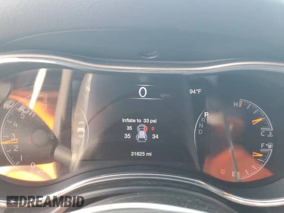 2018 Jeep Grand Cherokee Altitude with VIN 1C4RJEAG2JC512145, listed as a Copart auction lot 71743085 with 31,625 mi miles and Salvage title. Bid and sale history available at DreamBid. Image 9.