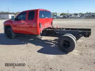 2007 Chevrolet Silverado 1500 z VIN 1GBJC39K27E519697, wystawiony jako Copart lot #87117255 z przebiegiem 261 323 mil mil oraz Czysty tytuł • Clean title. Historia ofert i sprzedaży dostępna na DreamBid. Obrazek 2.
