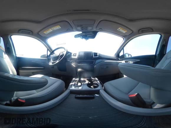 2018 Honda Pilot EX-L z VIN 5FNYF6H68JB037653, wystawiony jako IAAI lot #42556559 z przebiegiem 40 028 mil mil oraz . Historia ofert i sprzedaży dostępna na DreamBid. Obrazek 18.