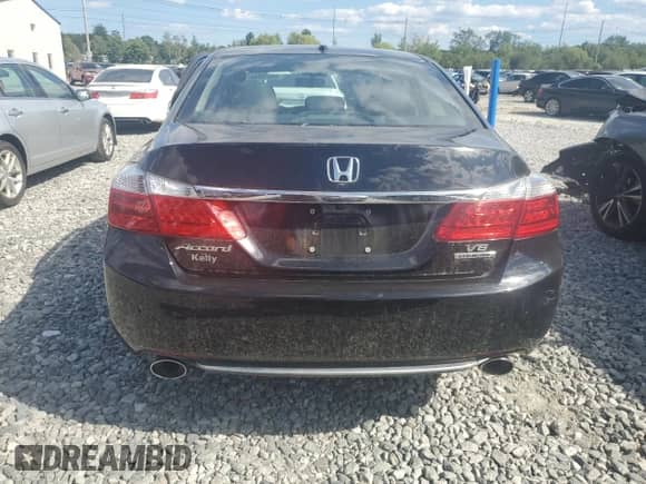 2015 Honda Accord Touring with VIN 1HGCR3F95FA035955, listed as a Copart auction lot 65572285 with 12,976 mi miles and Clean title. Bid and sale history available at DreamBid. Image 6.