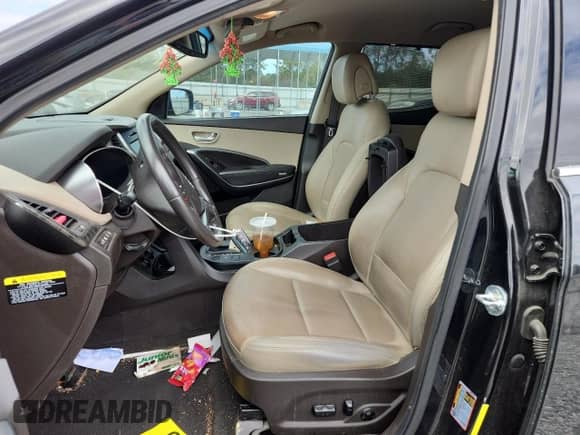 2017 Hyundai Santa Fe 2.4L z VIN 5NMZU3LB3HH008650, wystawiony jako Copart lot #86128685 z przebiegiem 150 662 mil mil oraz Czysty tytuł • Clean title. Historia ofert i sprzedaży dostępna na DreamBid. Obrazek 7.