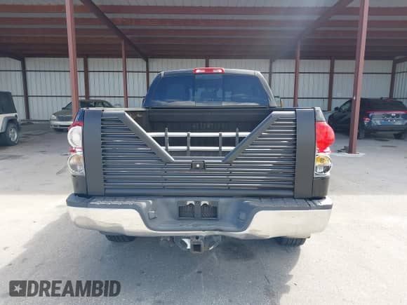 2007 Toyota Tundra SR5 с VIN 5TFRV54197X015039, выставлен на аукционе IAAI как лот 43473315 с пробегом 136 368 миль миль и . История ставок и продаж доступна на DreamBid. Изображение 16.
