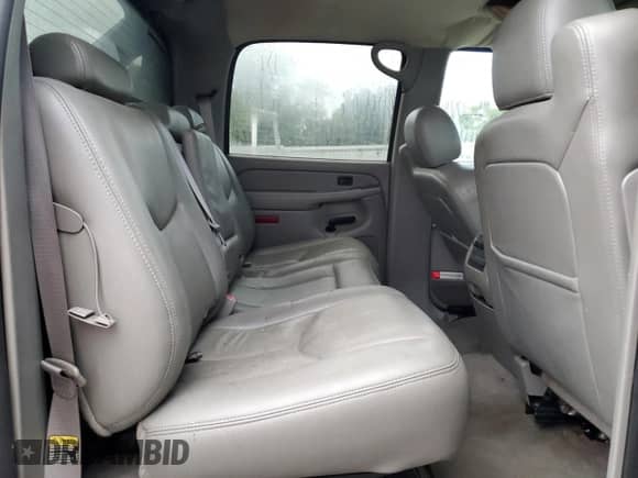 2005 Chevrolet Avalanche LS with VIN 3GNEK12Z15G237365, listed as a Copart auction lot 72067355 with Not provided miles and Salvage title. Bid and sale history available at DreamBid. Image 10.