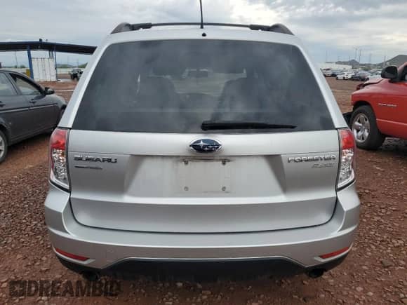 2011 Subaru Forester X Limited z VIN JF2SHAEC2BH728130, wystawiony jako Copart lot #85941235 z przebiegiem 101 564 mil mil oraz Czysty tytuł • Clean title. Historia ofert i sprzedaży dostępna na DreamBid. Obrazek 6.