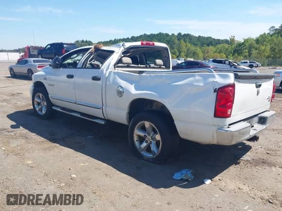 2008 Dodge 1500 Laramie с VIN 1D3HU18268J205791, выставлен на аукционе IAAI как лот 43152270 с пробегом 337 828 миль миль и . История ставок и продаж доступна на DreamBid. Изображение 3.