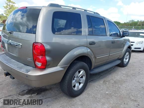 2007 Dodge Durango Limited with VIN 1D8HD58257F561068, listed as a IAAI auction lot 41960688 with 265,894 mi miles and . Bid and sale history available at DreamBid. Image 4.