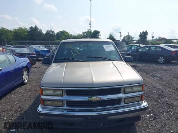 1998 Chevrolet Silverado 1500 with VIN 1GCEK14M5WZ116429, listed as a IAAI auction lot 42760349 with 165,028 mi miles and . Bid and sale history available at DreamBid. Image 6.
