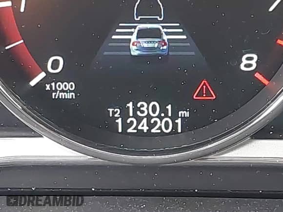 2016 Volvo S60 T5 Platinum с VIN YV4612UM4G2000529, выставлен на аукционе IAAI как лот 42299464 с пробегом 124 201 миль миль и . История ставок и продаж доступна на DreamBid. Изображение 15.