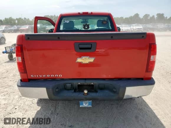 2007 Chevrolet Silverado 1500 Work Truck z VIN 1GCEC14C27Z536946, wystawiony jako Copart lot #66962145 z przebiegiem 151 789 mil mil oraz Szkoda całkowita • Salvage title. Historia ofert i sprzedaży dostępna na DreamBid. Obrazek 6.