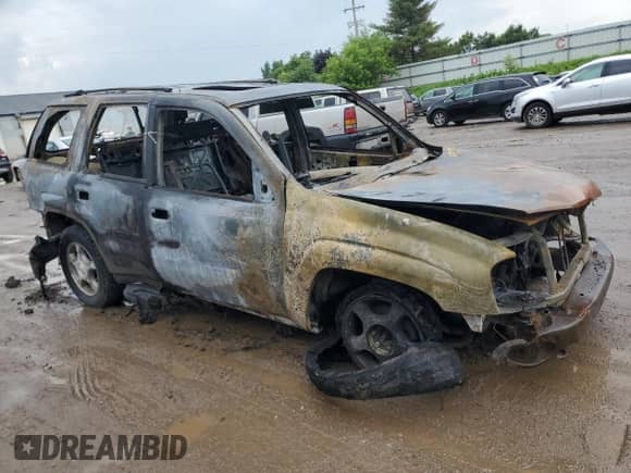 2007 Chevrolet TrailBlazer LT с VIN 1GNDT13S172295269, выставлен на аукционе Copart как лот 61924595 с пробегом Не указан миль и Чистый • Clean title. История ставок и продаж доступна на DreamBid. Изображение 4.