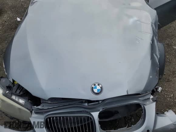 2011 BMW 3 Series 335is с VIN WBADX1C54BE569320, выставлен на аукционе Copart как лот 64421275 с пробегом Не указан миль и Списание • Salvage title. История ставок и продаж доступна на DreamBid. Изображение 11.