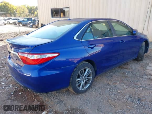 2016 Toyota Camry SE с VIN 4T1BF1FK0GU563571, выставлен на аукционе IAAI как лот 43479067 с пробегом 72 707 миль миль и . История ставок и продаж доступна на DreamBid. Изображение 4.