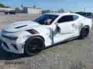 2018 Chevrolet Camaro 2SS с VIN 1G1FH1R73J0189018, выставлен на аукционе IAAI как лот 43313071 с пробегом 79 918 миль миль и . История ставок и продаж доступна на DreamBid. Изображение 6.