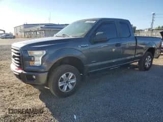 2015 Ford F-150 XL z VIN 1FTEX1CP0FKE50406, wystawiony jako Copart lot #81253025 z przebiegiem 82 836 mil mil oraz Szkoda całkowita • Salvage title. Historia ofert i sprzedaży dostępna na DreamBid. Obrazek 1.