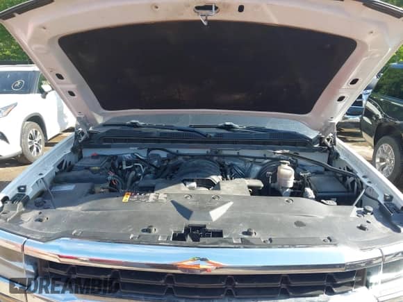 2018 Chevrolet Silverado 1500 LT with VIN 3GCUKRECXJG297097, listed as a IAAI auction lot 42662341 with 155,664 mi miles and . Bid and sale history available at DreamBid. Image 10.