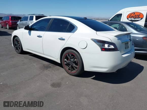 2012 Nissan Maxima S с VIN 1N4AA5AP6CC824846, выставлен на аукционе IAAI как лот 42797655 с пробегом 180 135 миль миль и . История ставок и продаж доступна на DreamBid. Изображение 3.
