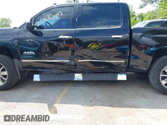2015 Chevrolet Silverado 1500 High Country с VIN 3GCUKTEC2FG138482, выставлен на аукционе IAAI как лот 42961997 с пробегом 162 973 миль миль и . История ставок и продаж доступна на DreamBid. Изображение 6.