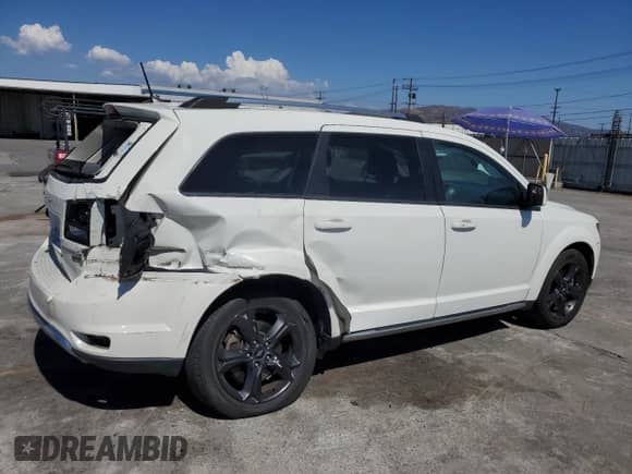2019 Dodge Journey Crossroad with VIN 3C4PDCGG8KT783257, listed as a Copart auction lot 71560535 with 90,652 mi miles and Salvage title. Bid and sale history available at DreamBid. Image 3.