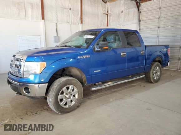 2013 Ford F-150 XL with VIN 1FTFW1ET5DFE00771, listed as a Copart auction lot 86341335 with 220,773 mi miles and Clean title. Bid and sale history available at DreamBid. Image 1.