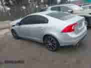 2018 Volvo S60 Dynamic с VIN YV140MTL8J2465284, выставлен на аукционе IAAI как лот 41301104 с пробегом 107 227 миль миль и . История ставок и продаж доступна на DreamBid. Изображение 3.