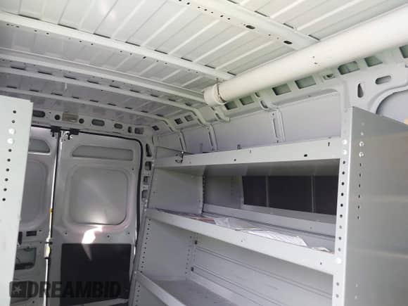 2022 Ram ProMaster Cargo с VIN 3C6MRVJG8NE101096, выставлен на аукционе IAAI как лот 42487404 с пробегом 28 865 миль миль и . История ставок и продаж доступна на DreamBid. Изображение 8.