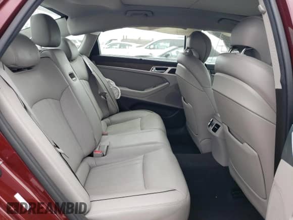 2015 Hyundai Genesis 3.8L z VIN KMHGN4JE5FU076960, wystawiony jako Copart lot #60726414 z przebiegiem Nie podano mil oraz Szkoda całkowita • Salvage title. Historia ofert i sprzedaży dostępna na DreamBid. Obrazek 10.