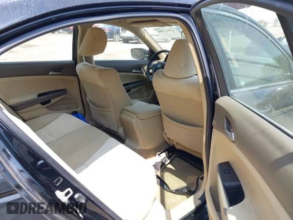 2010 Honda Accord LX z VIN 1HGCP2F36AA024046, wystawiony jako IAAI lot #42912886 z przebiegiem 120 798 mil mil oraz . Historia ofert i sprzedaży dostępna na DreamBid. Obrazek 8.