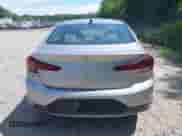 2020 Hyundai Elantra SEL z VIN 5NPD84LF1LH612717, wystawiony jako IAAI lot #42570083 z przebiegiem 80 471 mil mil oraz . Historia ofert i sprzedaży dostępna na DreamBid. Obrazek 16.