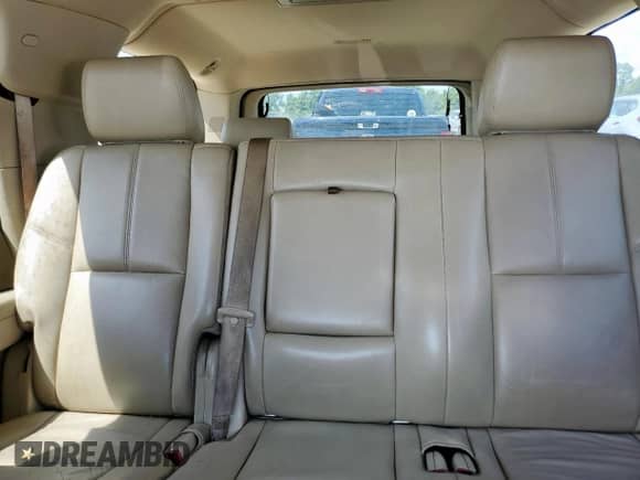 2013 Chevrolet Suburban LT with VIN 1GNSCJE01DR330091, listed as a Copart auction lot 70826395 with 187,683 mi miles and Salvage title. Bid and sale history available at DreamBid. Image 10.