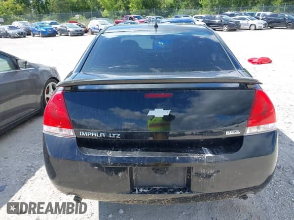 2013 Chevrolet Impala LTZ с VIN 2G1WC5E31D1159534, выставлен на аукционе IAAI как лот 43059499 с пробегом 199 529 миль миль и . История ставок и продаж доступна на DreamBid. Изображение 16.