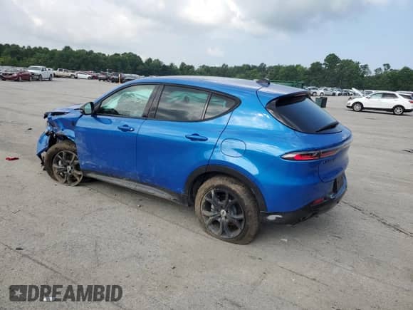 2024 Dodge Hornet R/T Plus with VIN ZACPDFDW0R3A22552, listed as a Copart auction lot 63666005 with 2,345 mi miles and Salvage title. Bid and sale history available at DreamBid. Image 2.