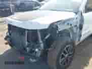 2017 Jeep Grand Cherokee Trailhawk z VIN 1C4RJFLT4HC761671, wystawiony jako IAAI lot #43091405 z przebiegiem 72 110 mil mil oraz . Historia ofert i sprzedaży dostępna na DreamBid. Obrazek 6.