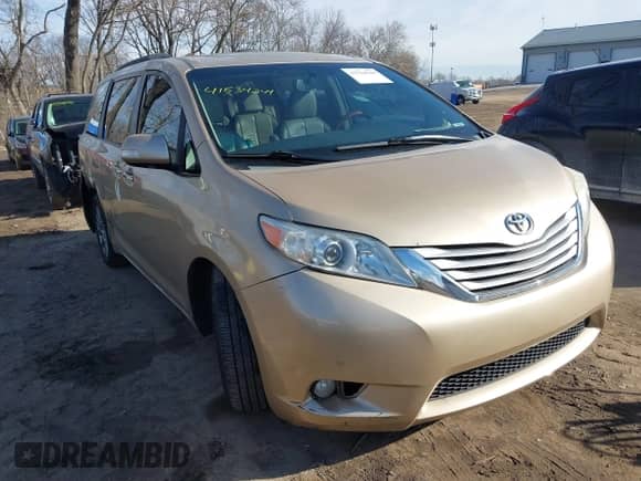 2014 Toyota Sienna Limited с VIN 5TDDK3DCXES088559, выставлен на аукционе IAAI как лот 41534244 с пробегом 252 783 миль миль и . История ставок и продаж доступна на DreamBid. Изображение 1.