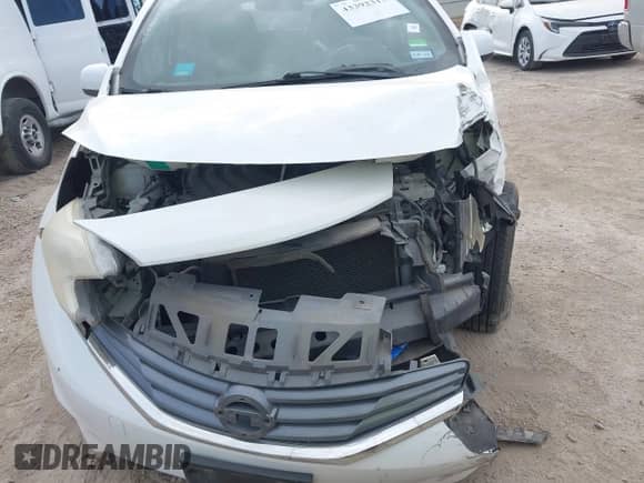 2014 Nissan Note SV z VIN 3N1CE2CP4EL423616, wystawiony jako IAAI lot #43392315 z przebiegiem Nie podano mil oraz . Historia ofert i sprzedaży dostępna na DreamBid. Obrazek 11.