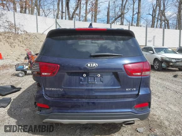2019 Kia Sorento EX z VIN 5XYPHDA58KG595489, wystawiony jako IAAI lot #41886735 z przebiegiem 73 115 mil mil oraz . Historia ofert i sprzedaży dostępna na DreamBid. Obrazek 17.