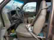 2002 Chevrolet Express с VIN 1GNFG15MX21179773, выставлен на аукционе Copart как лот 45912935 с пробегом Не указан миль и Чистый • Clean title. История ставок и продаж доступна на DreamBid. Изображение 7.