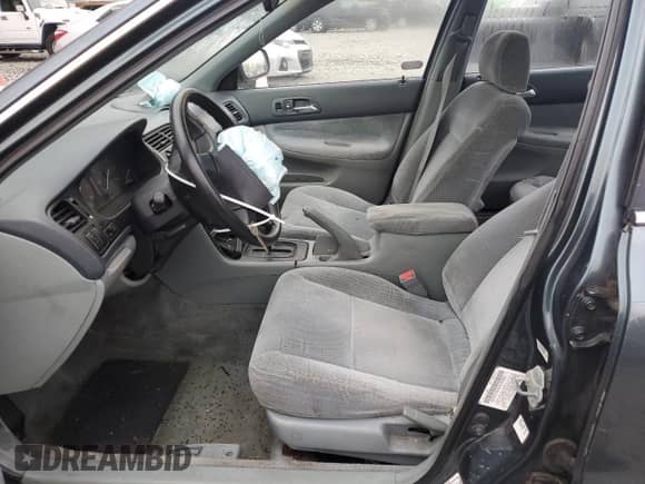 1997 Honda Accord LX with VIN 1HGCD5638VA234390, listed as a Copart auction lot 68820625 with 184,122 mi miles and Salvage title. Bid and sale history available at DreamBid. Image 7.