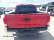 2016 Toyota Tacoma SR5 с VIN 5TFAX5GN2GX059826, выставлен на аукционе IAAI как лот 42032005 с пробегом 209 271 миль миль и . История ставок и продаж доступна на DreamBid. Изображение 16.