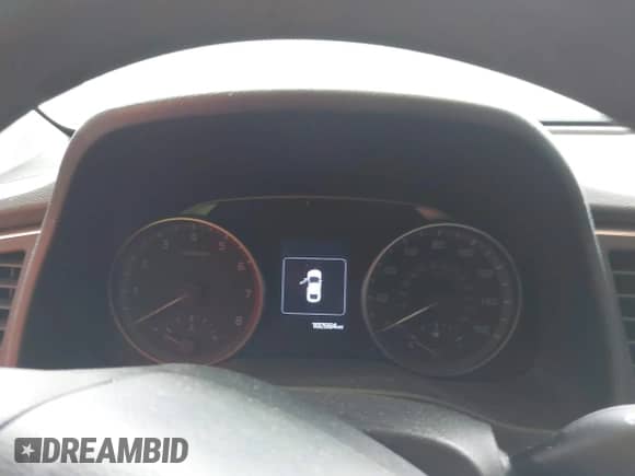 2018 Hyundai Elantra SEL с VIN 5NPD84LF3JH316532, выставлен на аукционе IAAI как лот 42109909 с пробегом 102 262 миль миль и . История ставок и продаж доступна на DreamBid. Изображение 7.