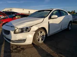 2015 Volvo S60 T5 Premier с VIN YV1612TB0F1315846, выставлен на аукционе Copart как лот 81523835 с пробегом 117 664 миль миль и Списание • Salvage title. История ставок и продаж доступна на DreamBid. Изображение 1.