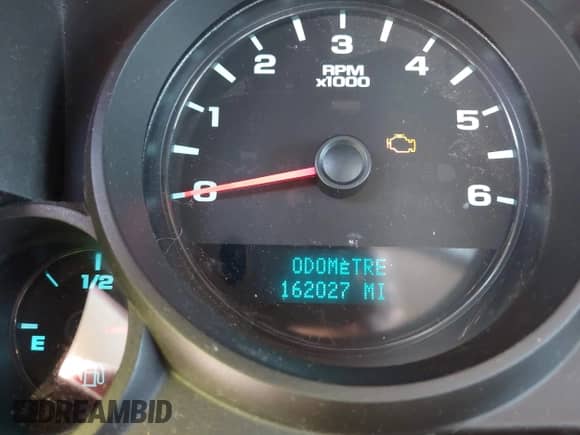 2012 Chevrolet Silverado 1500 LS z VIN 3GCPCREA1CG173747, wystawiony jako IAAI lot #38735637 z przebiegiem 162 027 mil mil oraz . Historia ofert i sprzedaży dostępna na DreamBid. Obrazek 7.