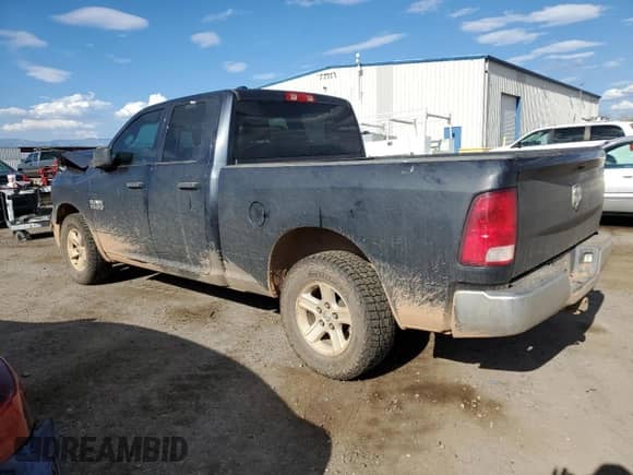 2018 Ram 1500 Tradesman z VIN 1C6RR6FG5JS266003, wystawiony jako Copart lot #68441575 z przebiegiem 125 554 mil mil oraz Szkoda całkowita • Salvage title. Historia ofert i sprzedaży dostępna na DreamBid. Obrazek 2.